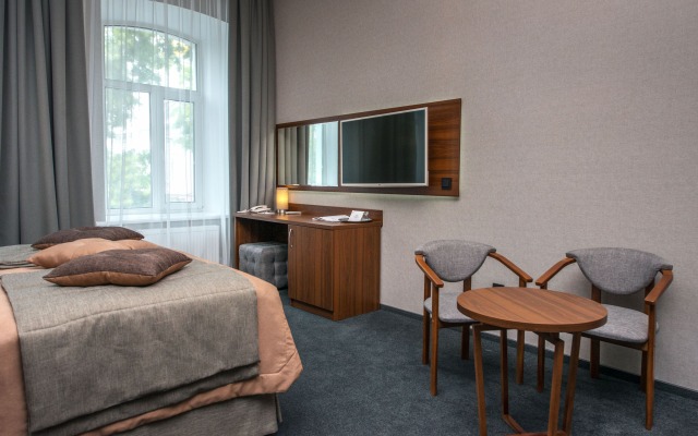 Serov Hotel