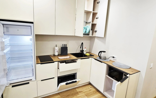 Stilnaya Kvartira So Vsemi Udobstvami V Spokoynykh Tonakh Flat