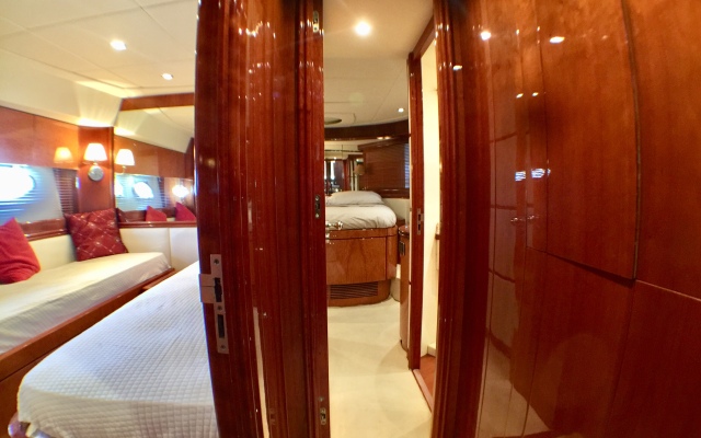 Sanremo Luxury Boat & Breakfast Mini-Hotel