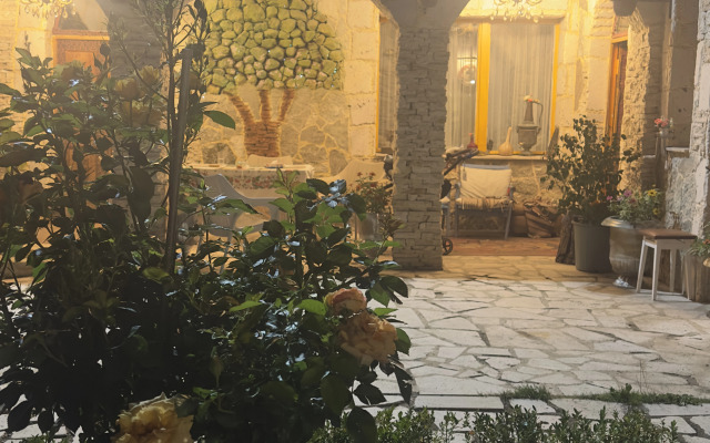 Guest house DEGHCENI