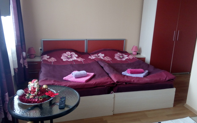 Miranis Houses Guest House