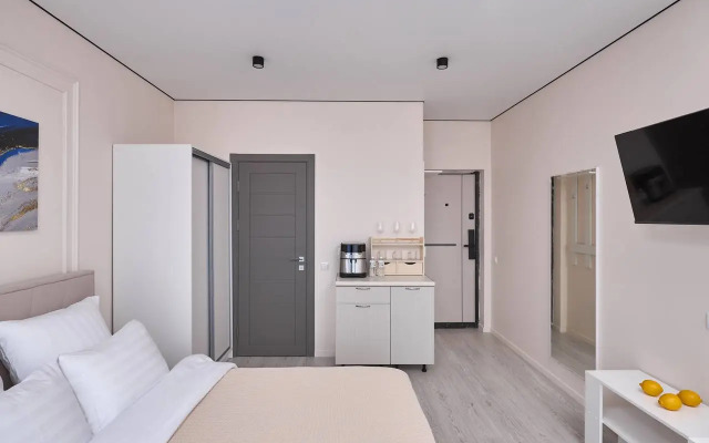 Na Orbitovskoy Apartment