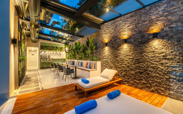 Lexia Hotels