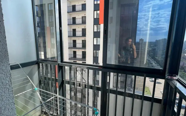 Studiya Na Sarmanovskom Trakte Flat