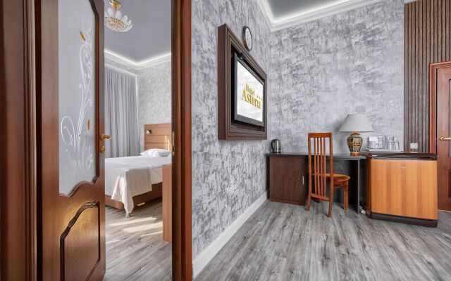Astoria Hotel