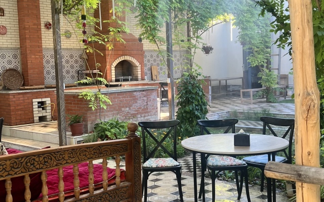 Zahid Inn Hotel