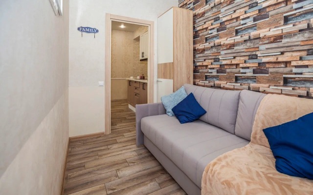 More Rooms na Marsovom Apartment