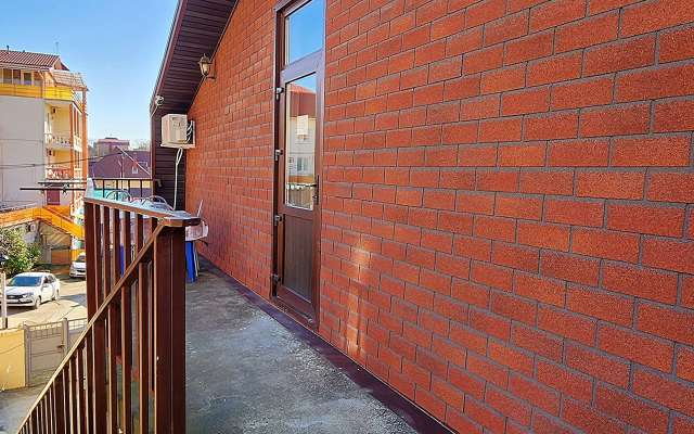 Sem'ya Guest House