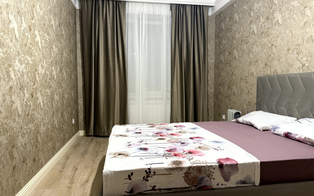 Elenika V 10 Minutakh Ot Anzhi Arena Apartment