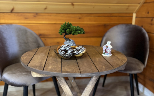 Uyutny Derevyanny Domik U Reki Private House