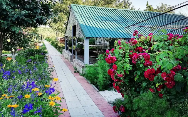 Частный дом Коттедж Малиновый рай