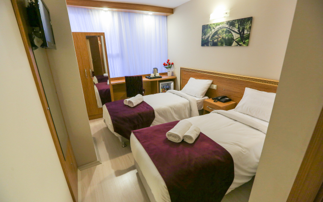 Отель Grand Istanbul Airport Hotel