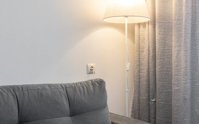 Krasroom vozle TC Planeta Flat