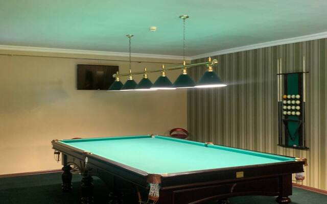 Отель Эльтур