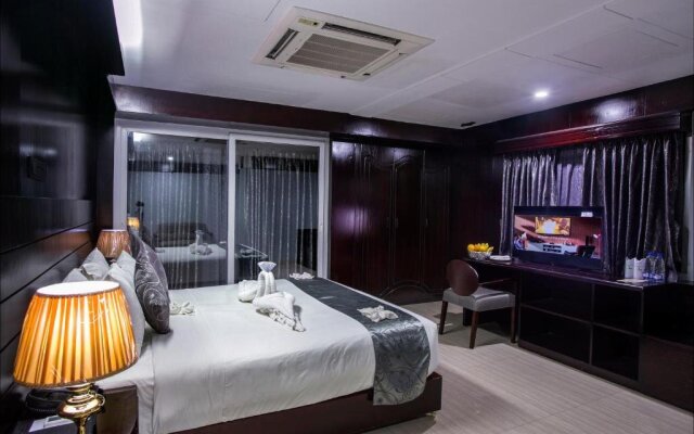 Momo Inn Hotel
