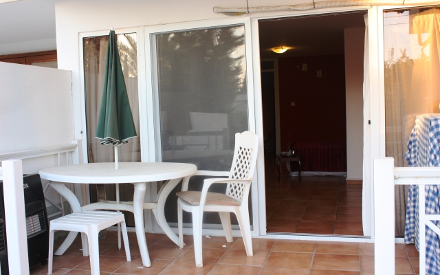 Green Oasis Beach Apartments