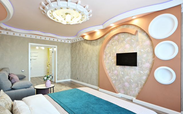 Квартира 2 комнатная в центре рядом с театром Камала