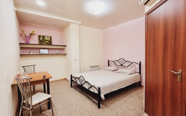 Kristall Hotel