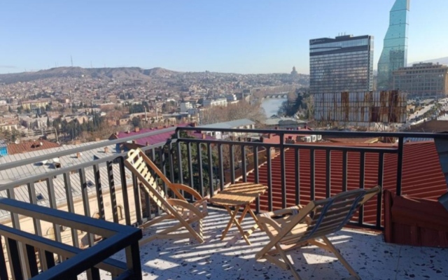 Eagles Nest 2 Apartments