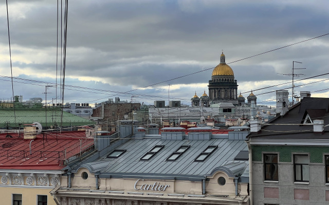 Апартаменты с Видом на Мойку