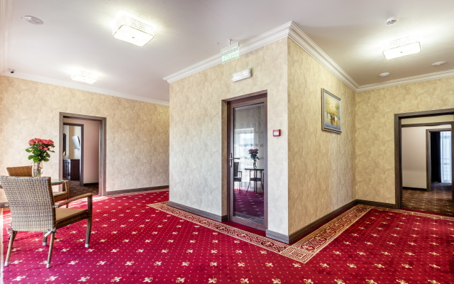 Yuzhnyie Nochi Hotel