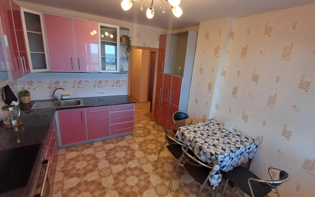 Chayka House na Volzhskaya Naberezhnaya d.21 Apartments