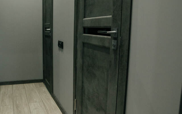 Квартира TroeSutokApart Металлургов 27