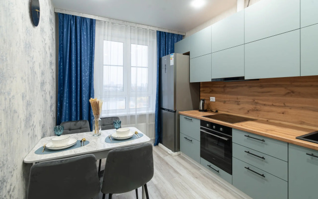 S Panoramnymi Oknami Na Naberezhnoy Reki Apartments