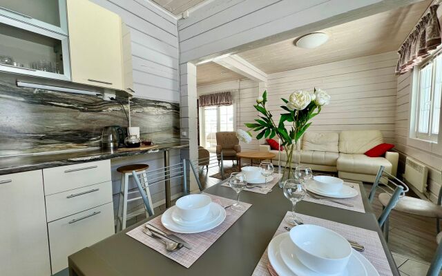 Частный Дом Озеро Лунное 4