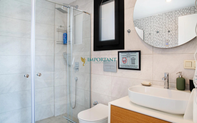 BD498-Gümüşlükte 4 Odalı Özel Havuzlu Villa