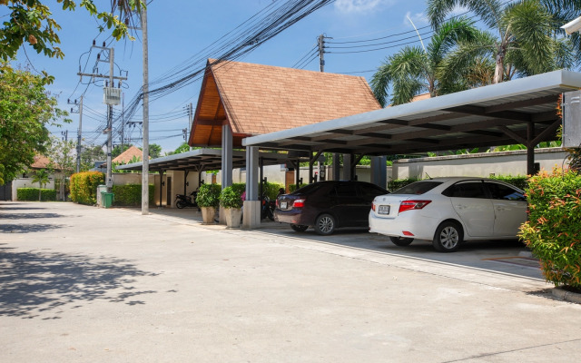 Buton 3 BR, Private Pool, Nai Harn Beach Villa