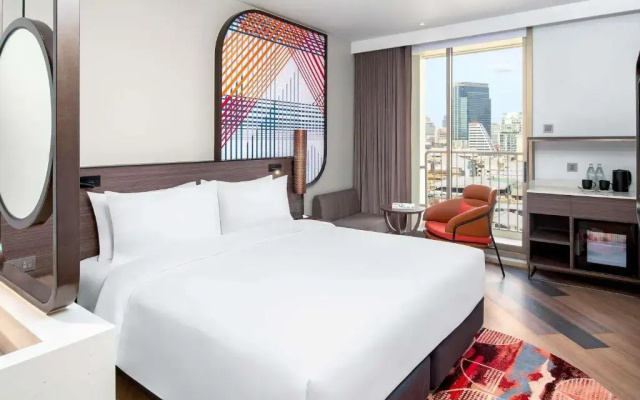 Mercure Bangkok Surawong