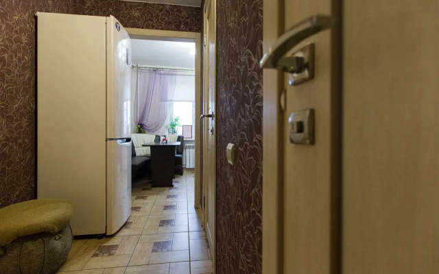 Апартаменты на улице Журавлёва 11/2