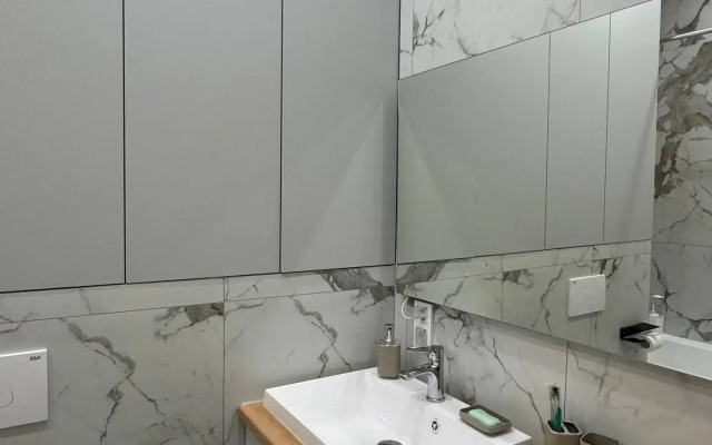 Квартира со свежим дизайнерским ремонтом и теплыми полами