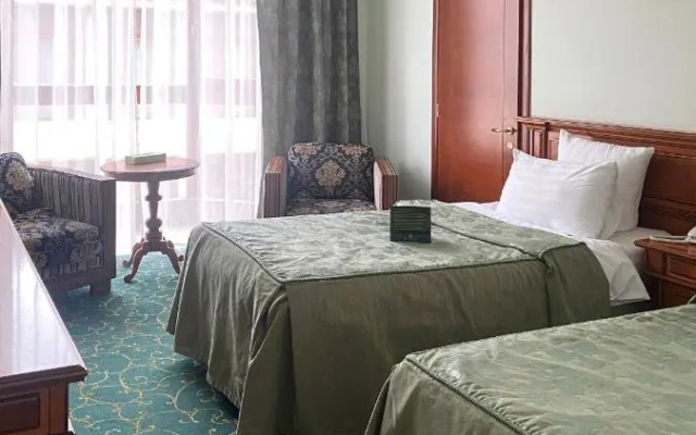 Hotel Russia