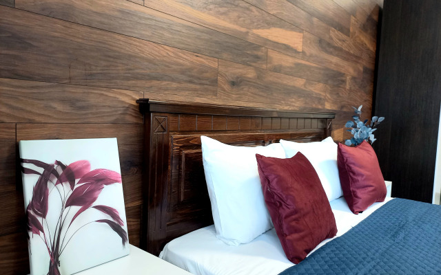 Квартира сети Неотель панорамная рядом с ВГУ, памятником Славы