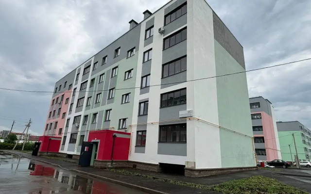 Komfortnaya Nedaleko Ot Aeroporta Flat