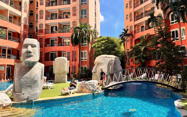 Seven Seas Resort Pattaya Apartments