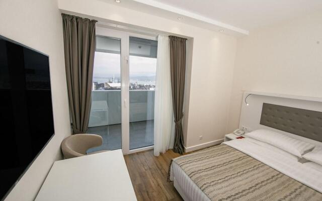 Alliance Palace Batumi Hotel Official