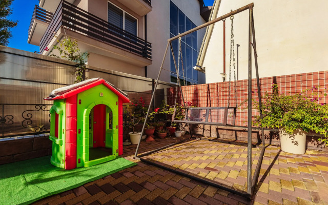 Magnoliya Guest House