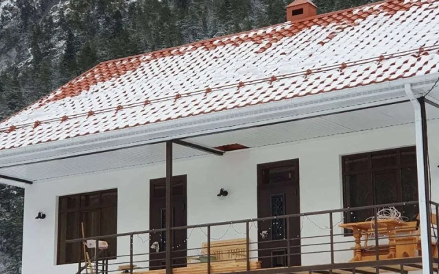 Квартира с видом на горы на улице Энгельса 15