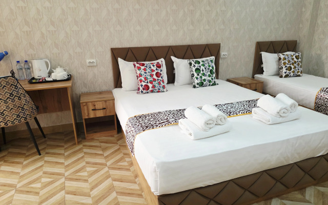 Samarkand Imron Hotel