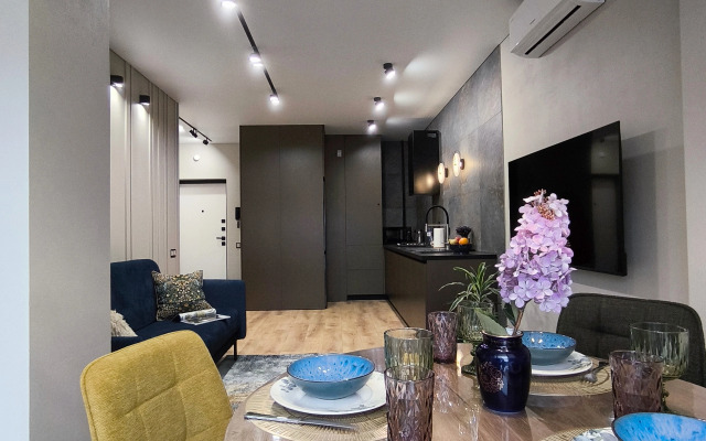 Апартаменты Новые уютные Клен в доме бизнес-класса с охраной