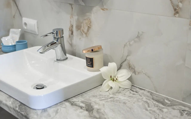 Apartment on the Heights 7