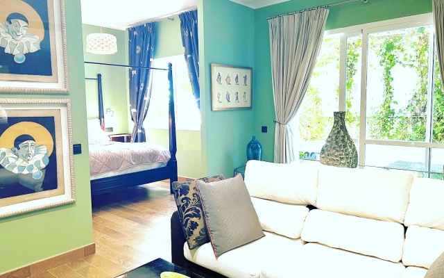 Бутик-отель Marbella Boutique Art Suites