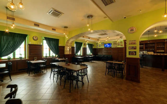 Zarya Hotel