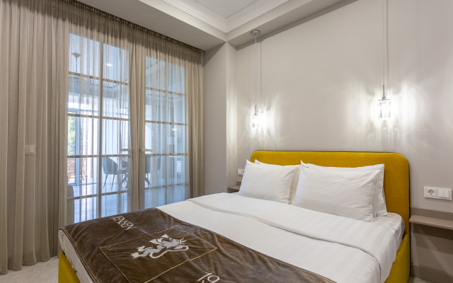 Апартаменты Red Apartments Светлана Парк Эмилия