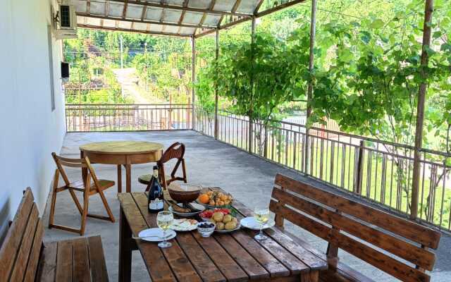 San Tina Guest house