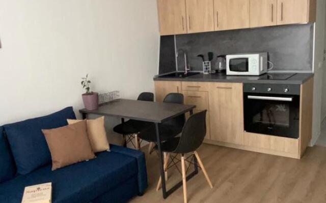 Апартаменты Студия Дизайнерская в Новом ЖК на Метро Озерная