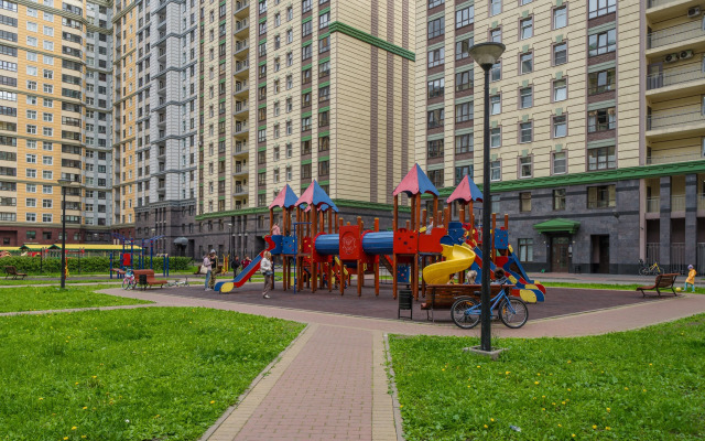 V Tsentre u metro Apartments
